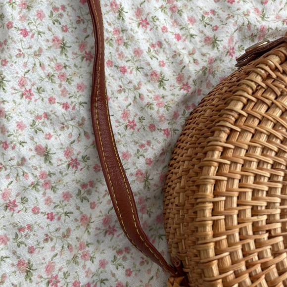 Round Rattan Bag - Picture 2 of 5